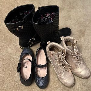 Size 3 Girls Shoe Bundle! 👠
